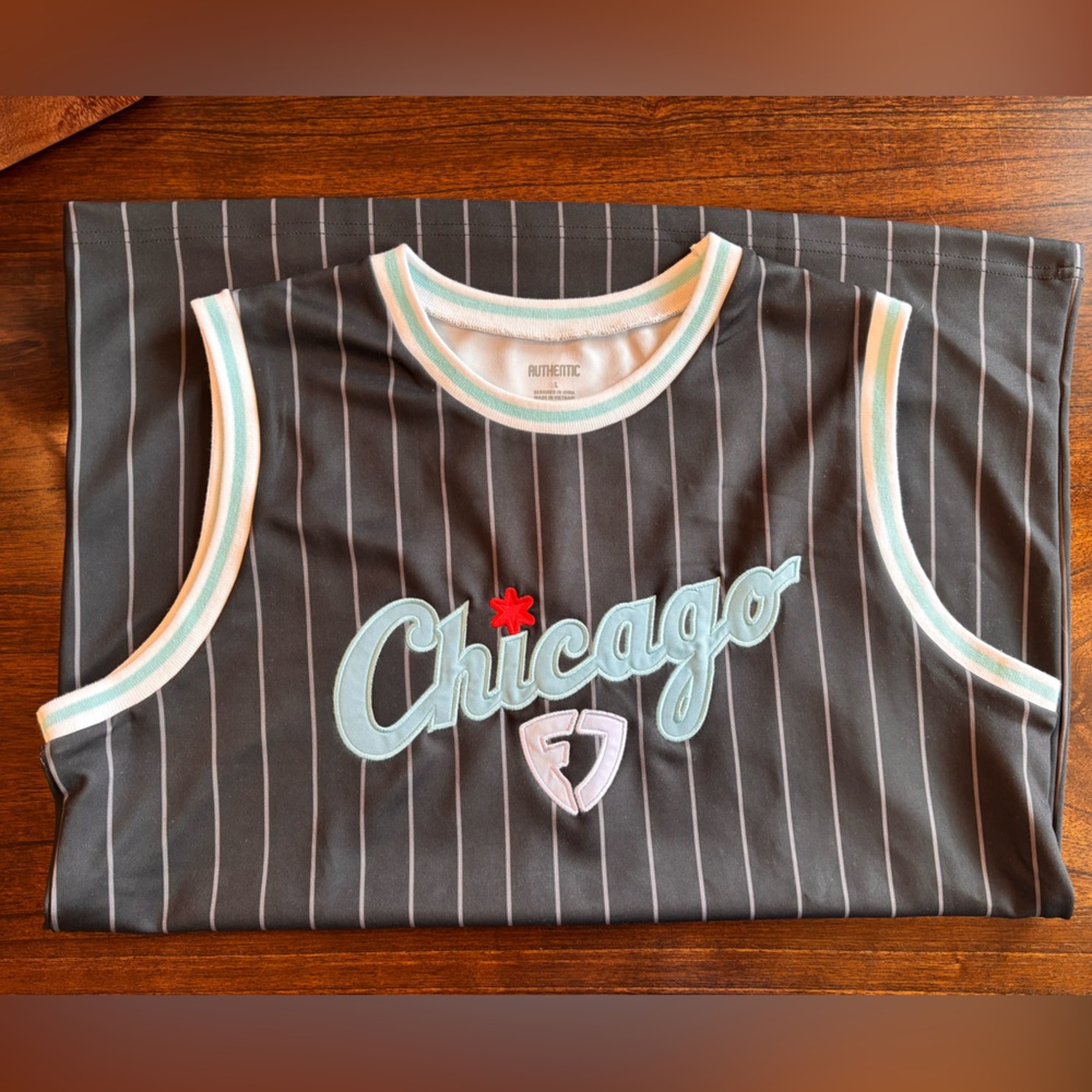 FanDuel Chicago Jersey Men’s Large